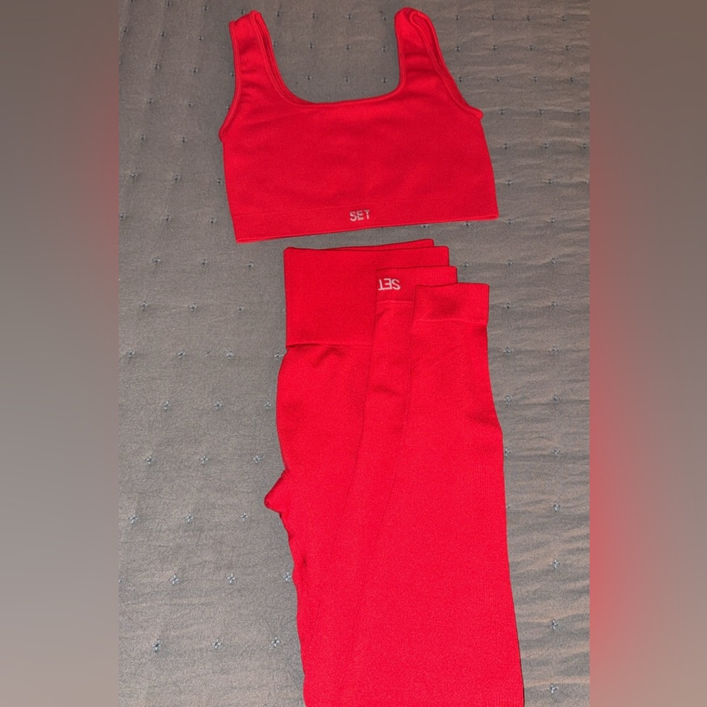SET Active Red Set - Picture 3 of 3